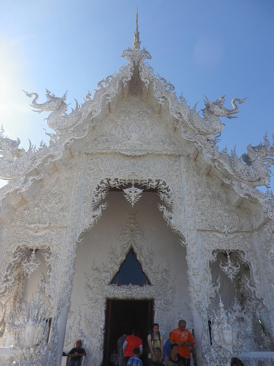 ホワイトテンプルはチェンライの大きな見所 写真