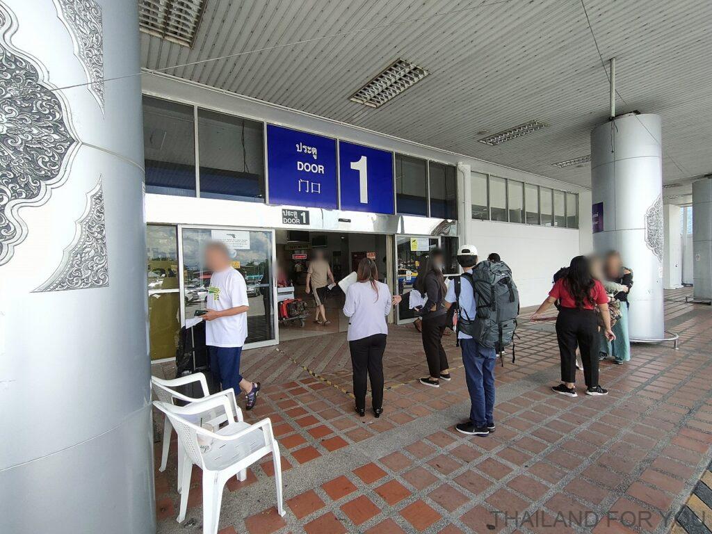 チェンマイ空港 市内 アクセス方法 タクシー 2024年 最新