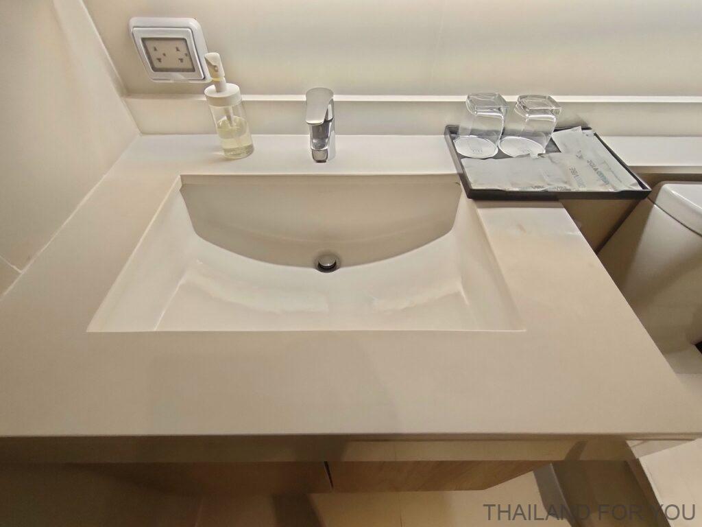 クロスバイブバンコクスクンビット 宿泊レビュー