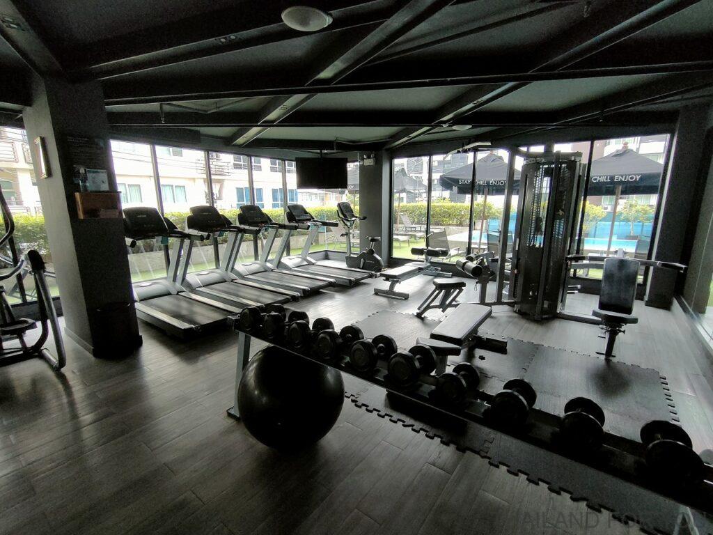 クロスバイブバンコクスクンビット 宿泊レビュー フィットネスジム