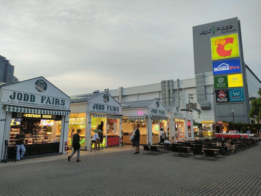 ジョッドフェアーズラチャダー ナイトマーケット