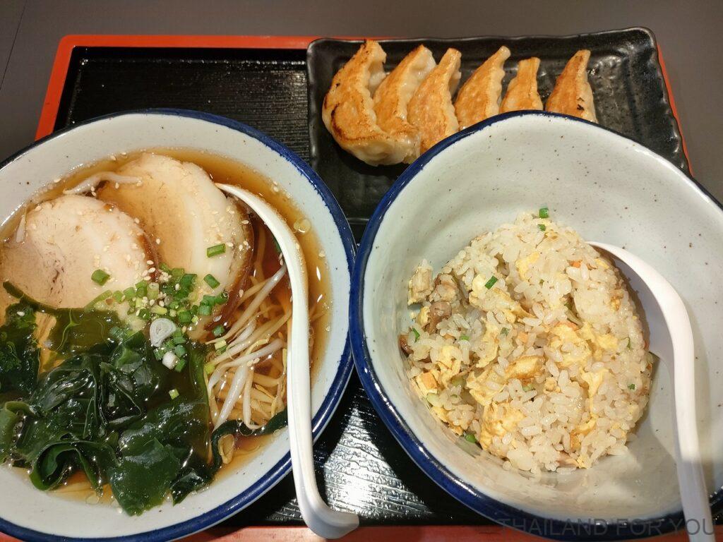 大阪王将 タイ 感想