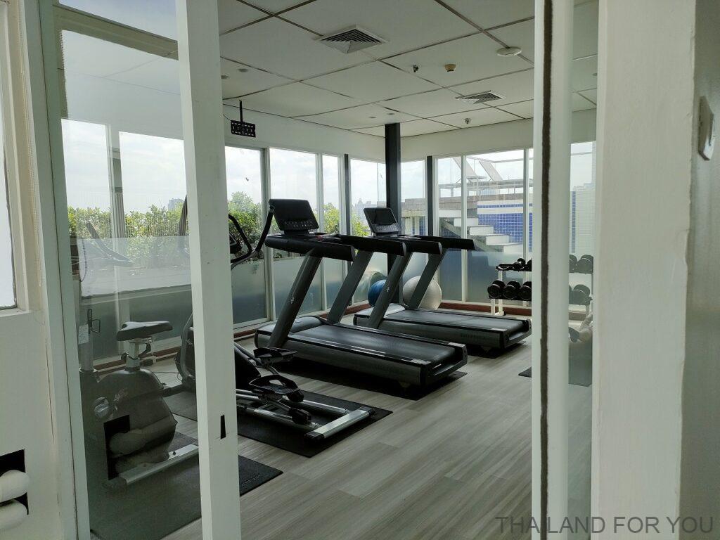 ホテルアンバースクンヴィット85 宿泊レビュー フィットネスジム