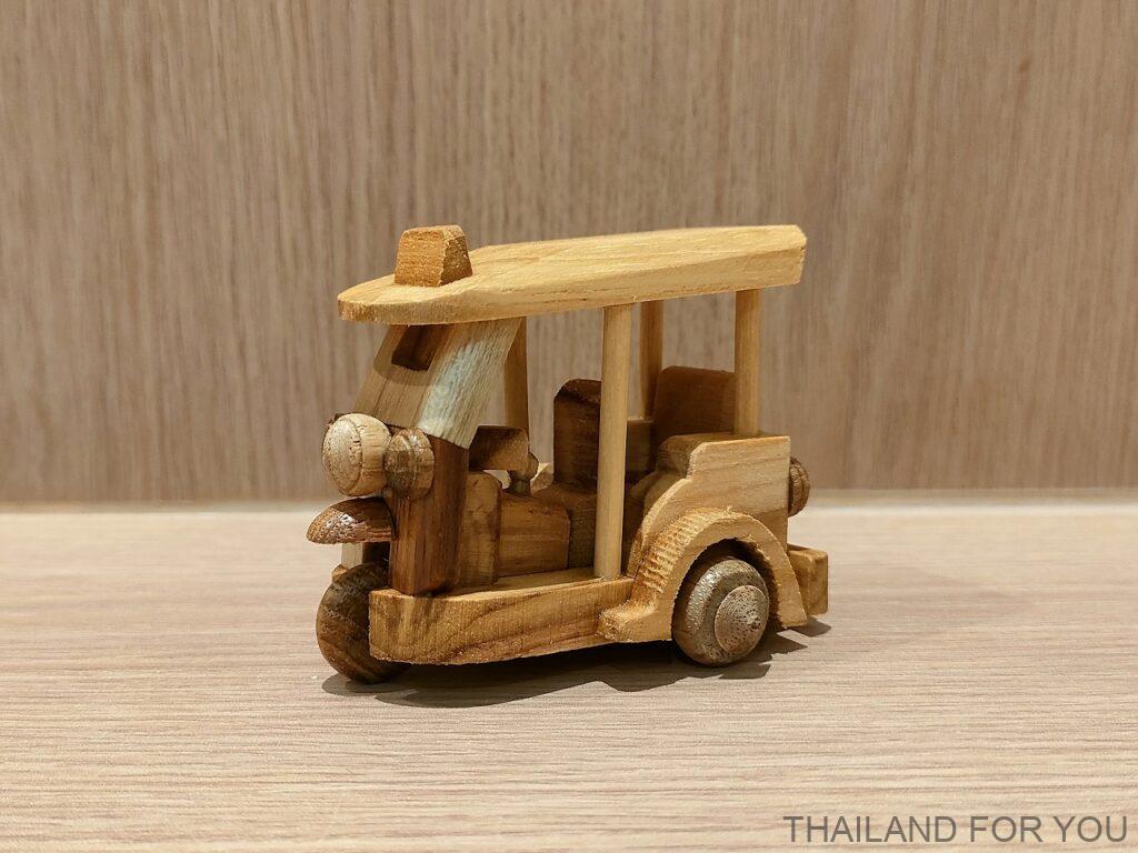 チャトチャック ウィークエンドマーケット トゥクトゥク おもちゃ 置物