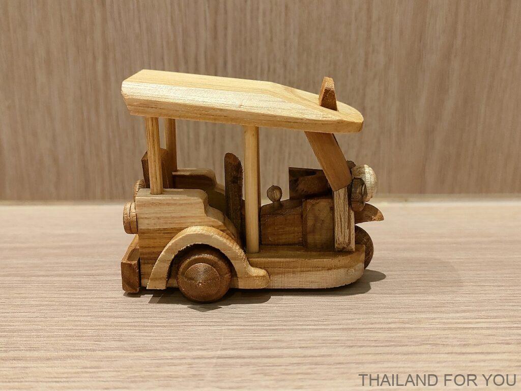 チャトチャック ウィークエンドマーケット トゥクトゥク おもちゃ 置物