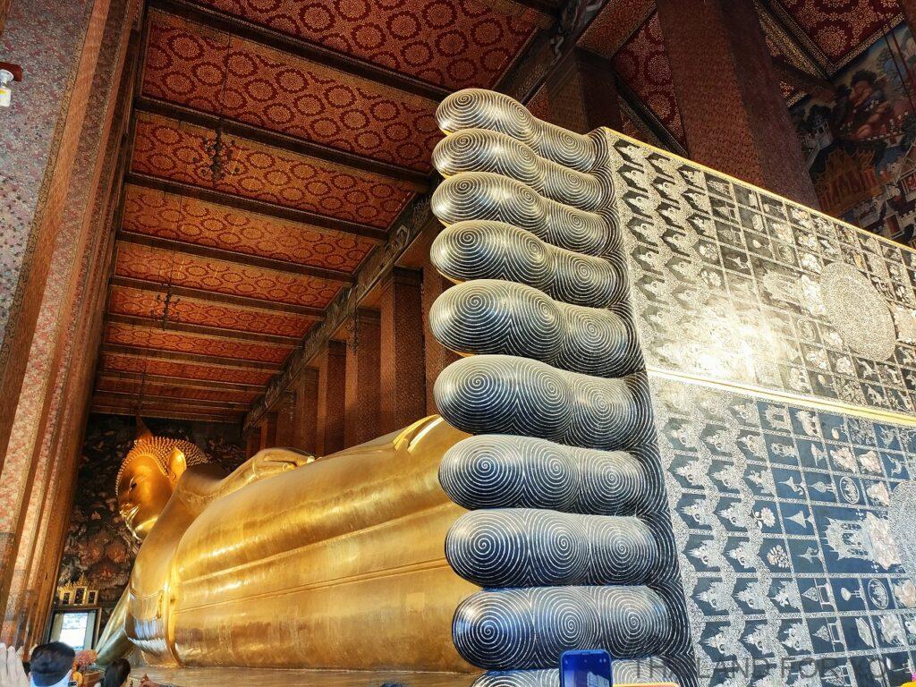 ワットポー 涅槃寺