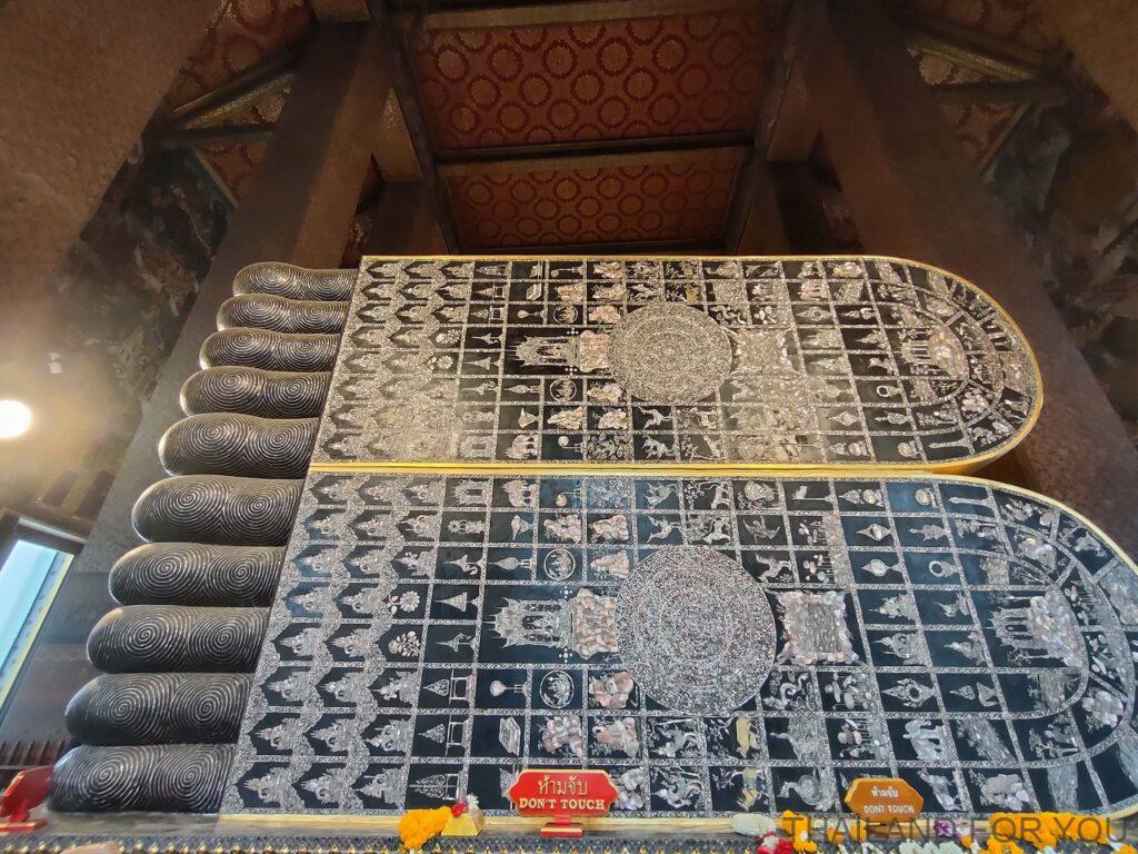 ワットポー 涅槃寺