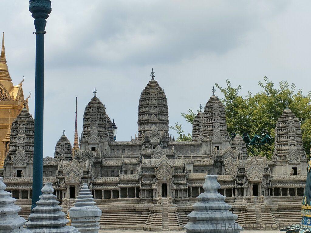 ワットプラケオ エメラルド寺院