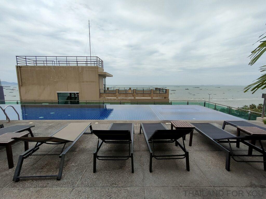 シーミースプリングトゥーホテル 宿泊レビュー プール