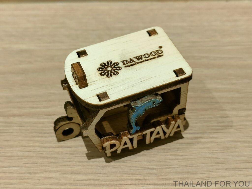 セントラルパタヤ マグネット トゥクトゥク