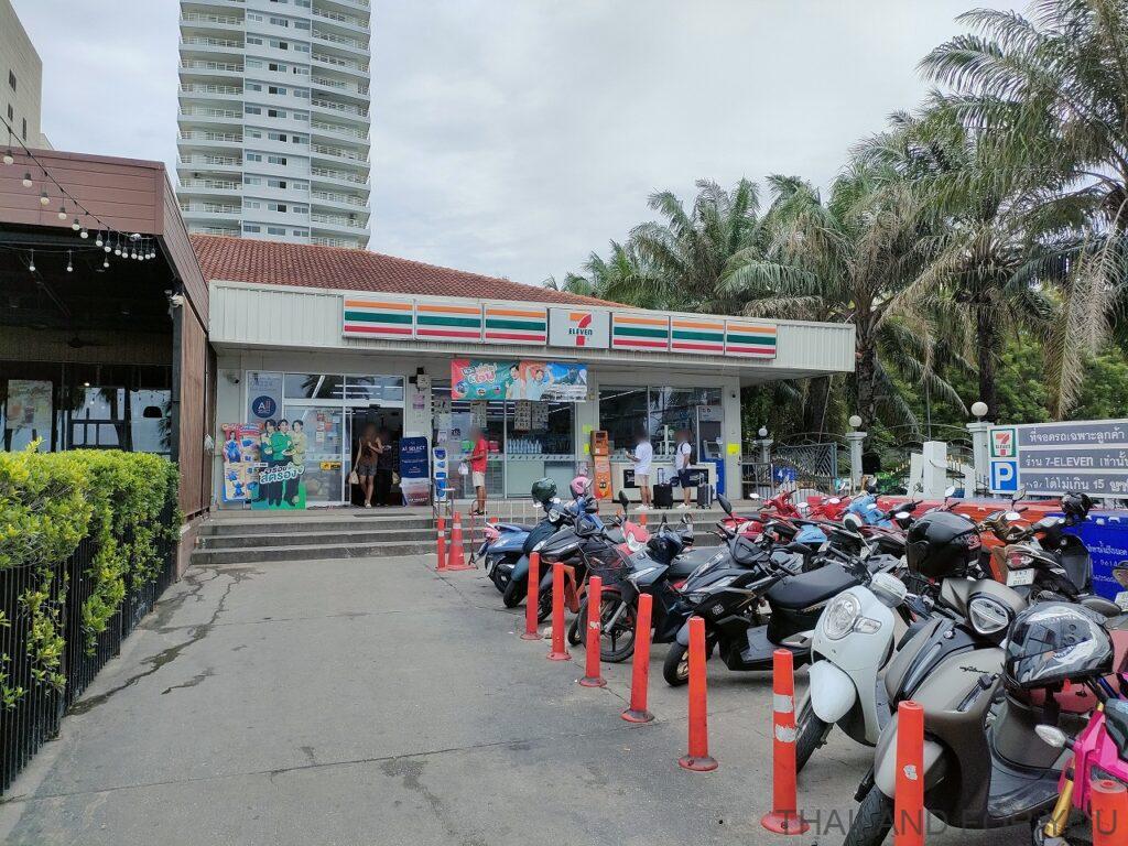 シーミースプリングトゥーホテル 宿泊レビュー 立地 コンビニ