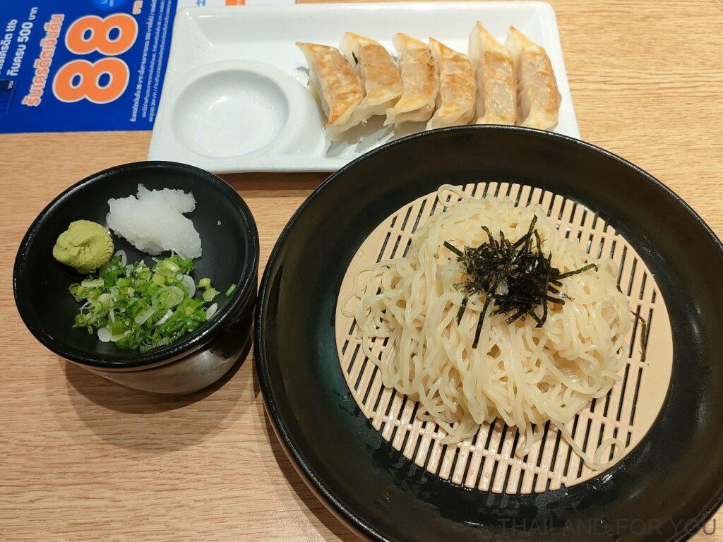 タイ 8番らーめん ざるラーメン 感想